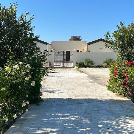 Baglio Il Gelso E L'Ulivo Appartamento Il Carrubo Reitani Exterior photo